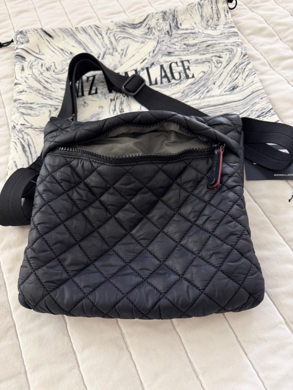 MZ Wallace Metro Flat Xbody Black Quilted Messenger Crossbody - Picture 5 of 12